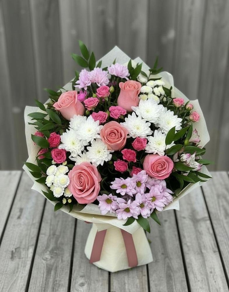 Букет цветов из: Альстромерии, Гвоздики, Розы и Хризантемы в Выкса