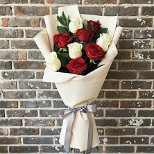 Букет цветов из:  Розы в Выкса