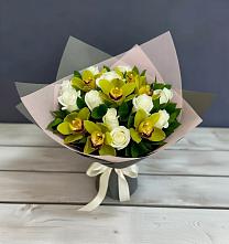 Букет цветов из:  Орхидеи и Розы в Выкса