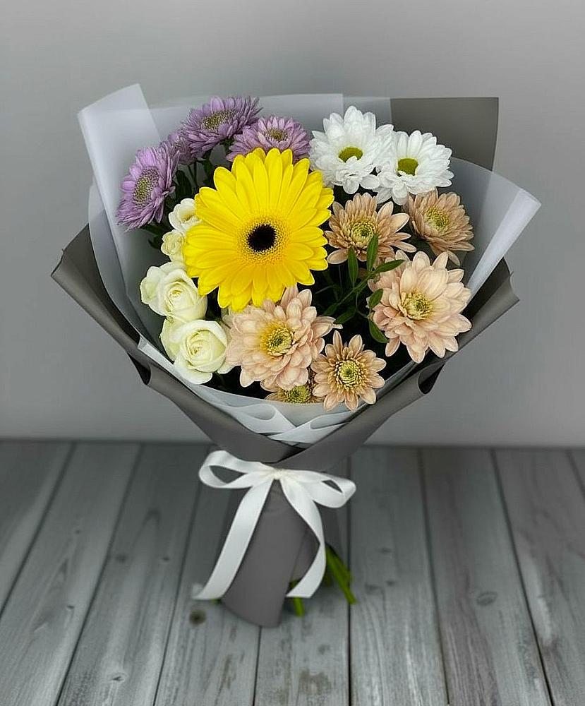 Букет цветов из: Розы, Герберы и Хризантемы в Выкса
