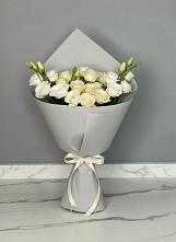 Букет цветов из:  Розы и Лизиантусы в Выкса